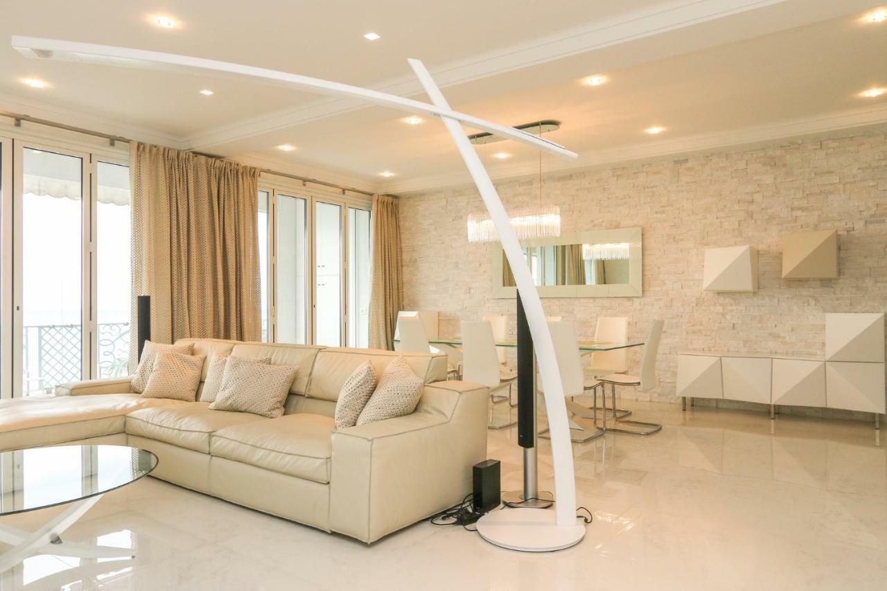 Seafront Modern Apartment Nizza
